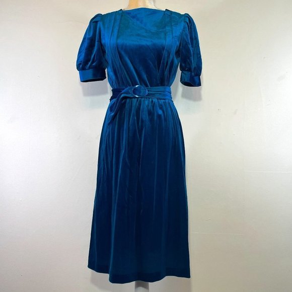 Vintage Dresses & Skirts - Vintage Jewel Toned Aqua Velveteen Short Sleeve Midi Dress with Belt Size 10